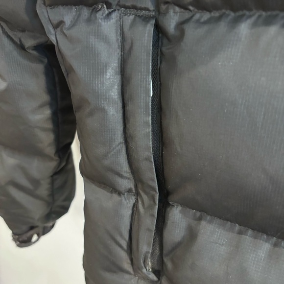 MARMOT 700 Fill Sz M Puffer Coat Elastic Cuffs Pockets Longer Back Jacket - Picture 2 of 16